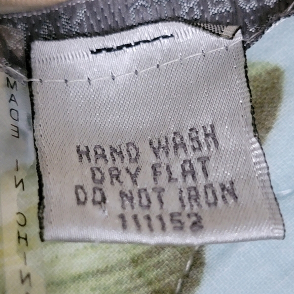 ALBERTO MAKALI CROCHET, BEADED, CRINKLED ANIMAL PRINT BLOUSE - Picture 9 of 9